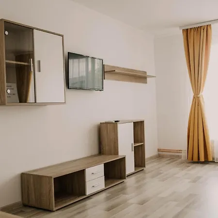 Paulaapartment&Rooms Oradea Exterior photo