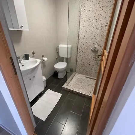 Paulaapartment&Rooms Oradea Exterior photo